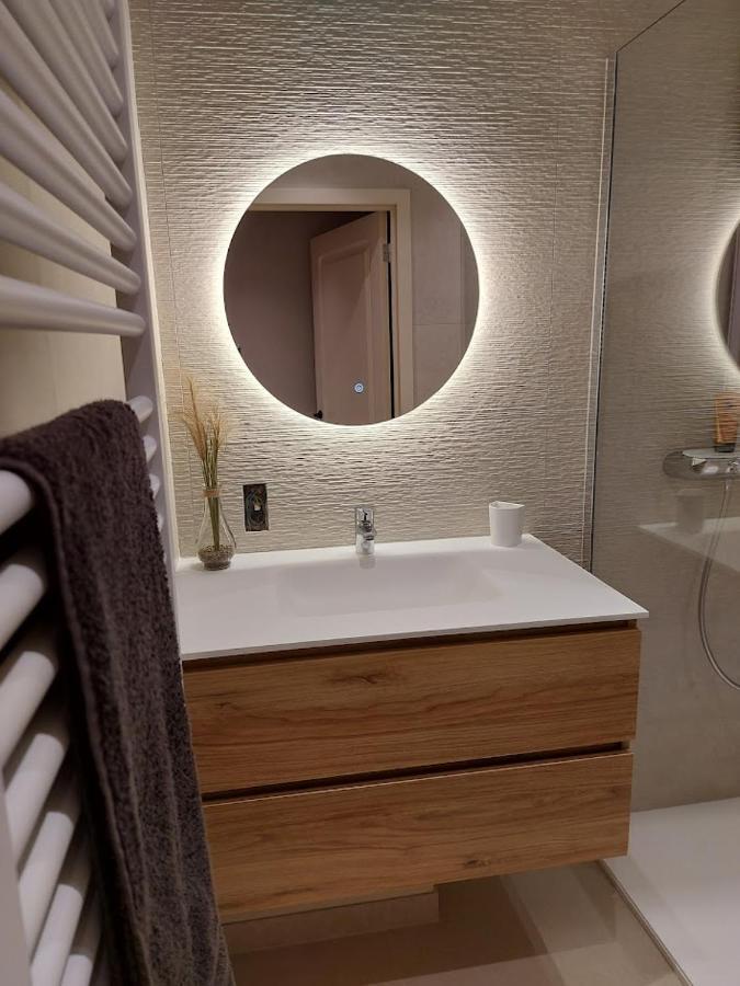 Appartement Met Zeezicht En Verwarmd Zwembad Οστένδη Εξωτερικό φωτογραφία